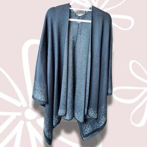 28.$8-OS-CHARLIE PAIGE Open Front Poncho Black/Silver Metallic